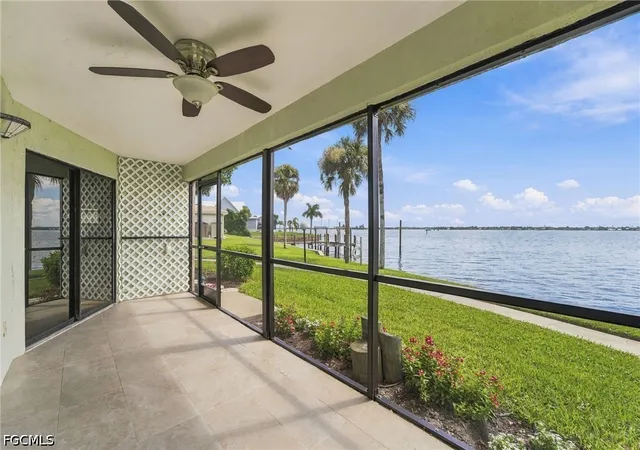 15477-admiralty-cir-4-north-fort-myers-fl-33917/hzid_cdf8f589