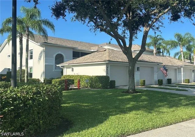 8620-cedar-hammock-cir-1112-naples-fl-34112/hzid_f43f12de