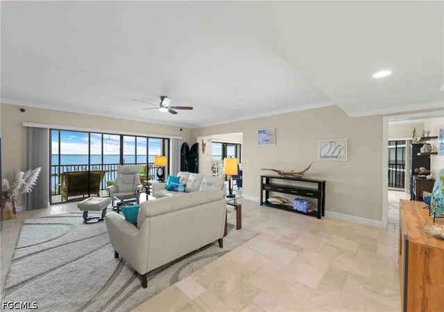 1920-virginia-ave-203-fort-myers-fl-33901/hzid_d16106ec