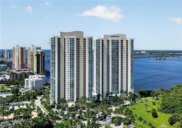 3000-oasis-grand-blvd-1007-fort-myers-fl-33916/hzid_0e06f952