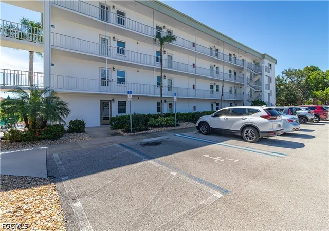 1580-pine-valley-dr-414-fort-myers-fl-33907/hzid_9106e0cd
