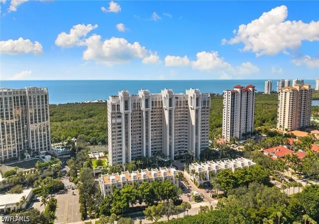 7117-pelican-bay-blvd-1201-naples-fl-34108/hzid_9844c6a6