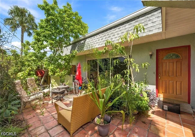 1165-palm-ave-6c-north-fort-myers-fl-33903/hzid_b38b9ceb