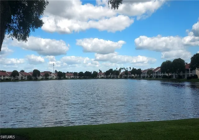 7706-jewel-ln-102-naples-fl-34109/hzid_edaf248c