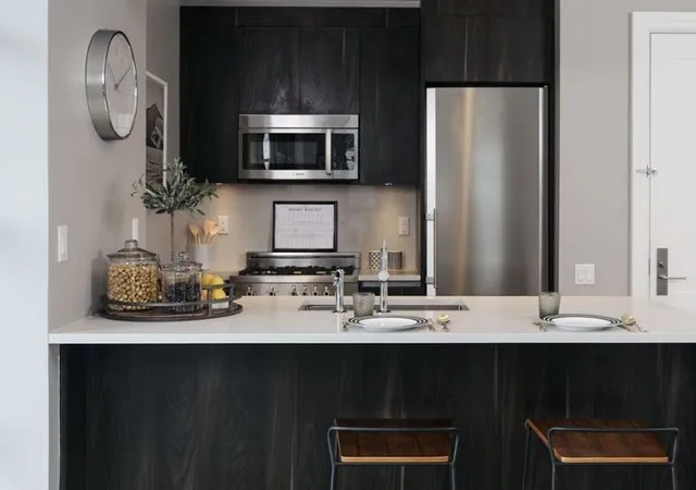 13-33-jackson-ave-5f-new-york-city-ny-11101/hzid_ca467932