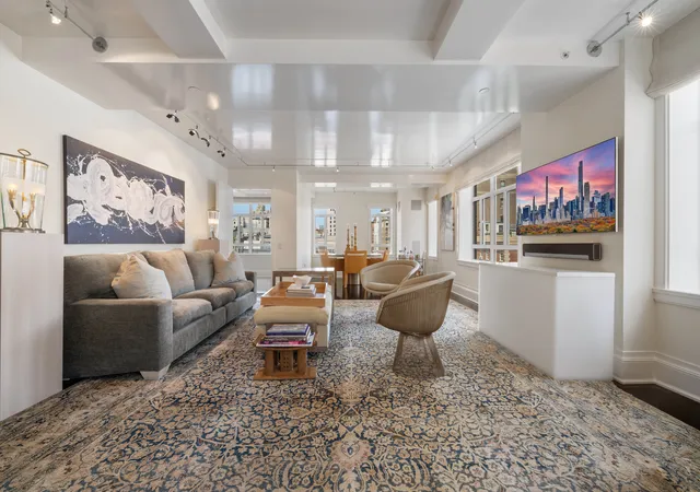 21-e-61st-street-8f-new-york-city-ny-10065/hzid_1be74b00