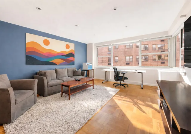 233-e-70th-street-14r-new-york-city-ny-10021/hzid_3a621c7c