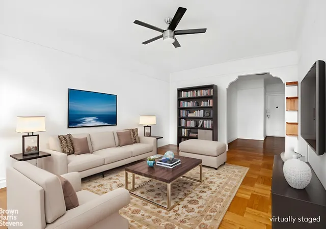 35-20-73rd-street-3r-jackson-heights-ny-11372/hzid_47b4ef32