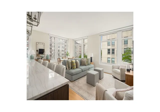 218-w-103rd-street-4e-new-york-ny-10025/hzid_e3e0d13f