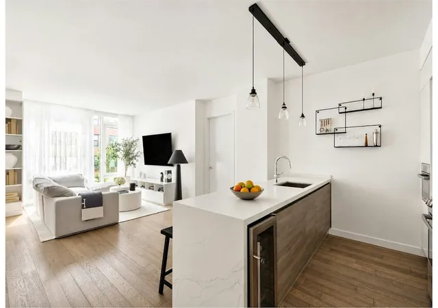 505-w-43rd-street-4h-new-york-ny-10036/hzid_091bf53b