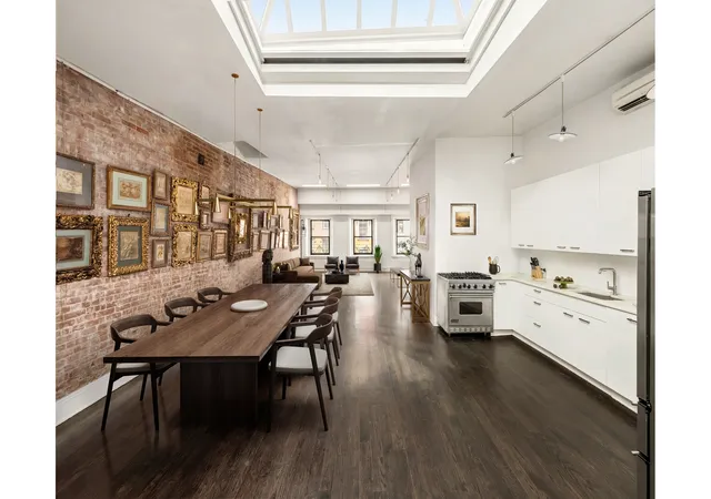 126-chambers-st-5-new-york-ny-10007/hzid_a460d3e4