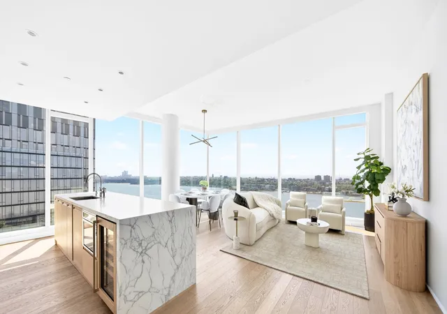 30-riverside-blvd-33a-new-york-city-ny-10069/hzid_e8ac5672
