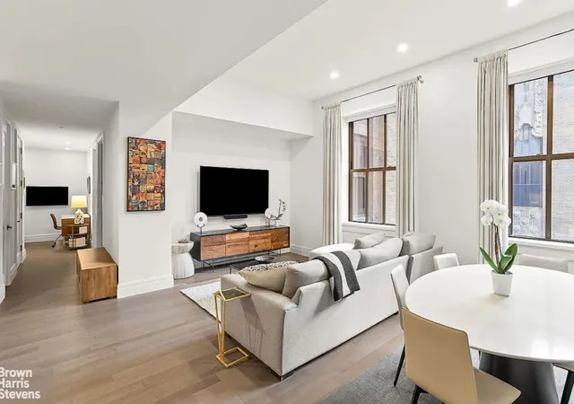 100-barclay-st-17j-new-york-city-ny-10007/hzid_4440e744