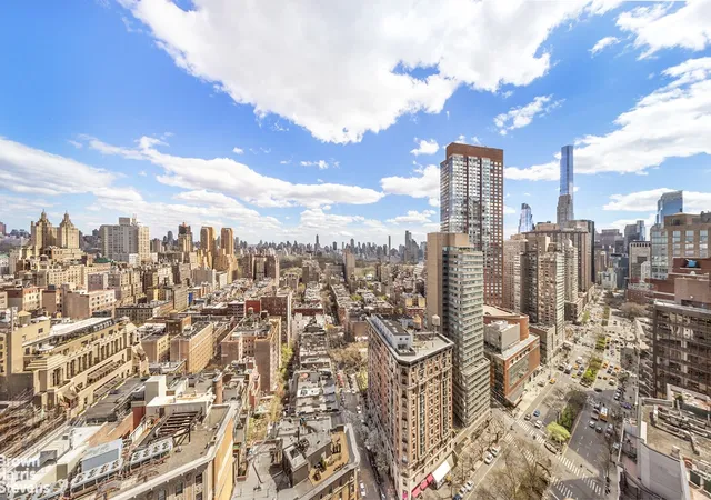 2025-broadway-21f-new-york-city-ny-10023/hzid_00c18e7b