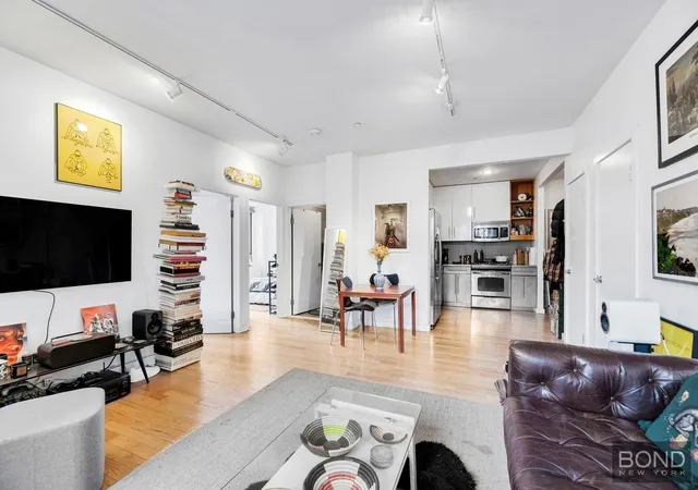38-delancey-st-4a-new-york-ny-10002/hzid_0d274b1b