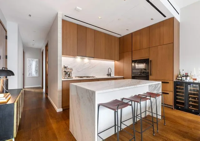 570-broome-st-12b-new-york-ny-10013/hzid_5dda5837