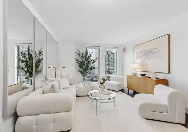 50-riverside-blvd-19c-new-york-city-ny-10069/hzid_6d665c93