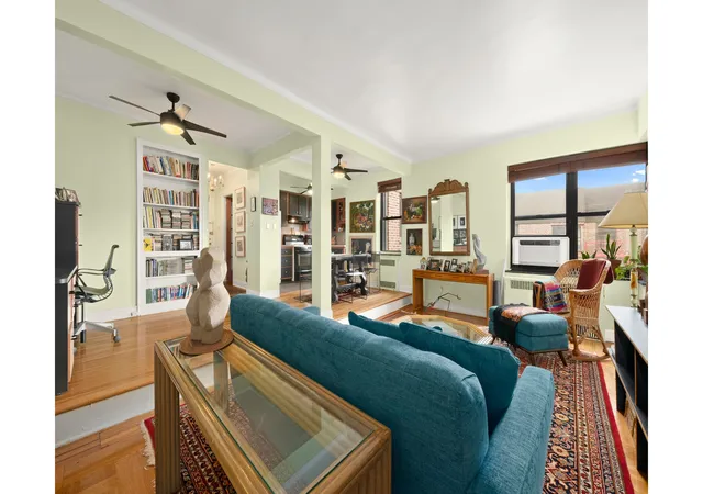 77-11-35th-avenue-6h-new-york-city-ny-11372/hzid_becf5b6a