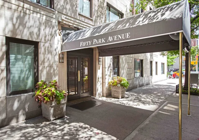 50-park-ave-12e-new-york-city-ny-10016/hzid_92f410ff