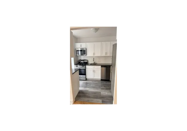 282-e-35th-st-2p-new-york-city-ny-11203/hzid_090427ee