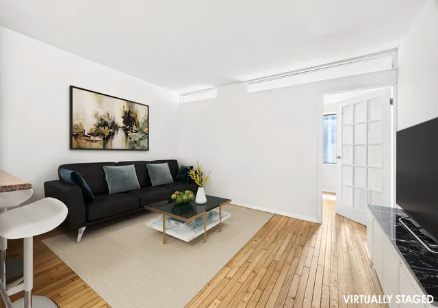 211-w-71st-st-3c-new-york-city-ny-10023/hzid_6a40c594