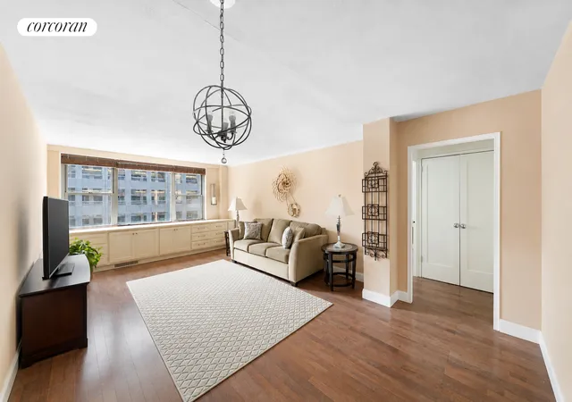 209-e-56th-street-9e-new-york-city-ny-10022/hzid_5be37570