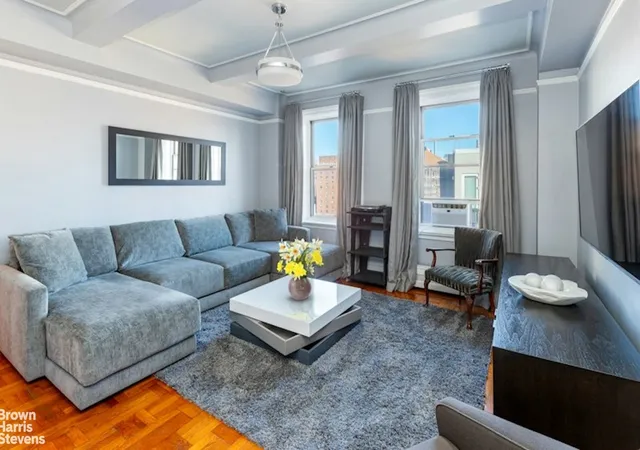 145-w-86th-street-12c-new-york-city-ny-10024/hzid_e0ef1a21