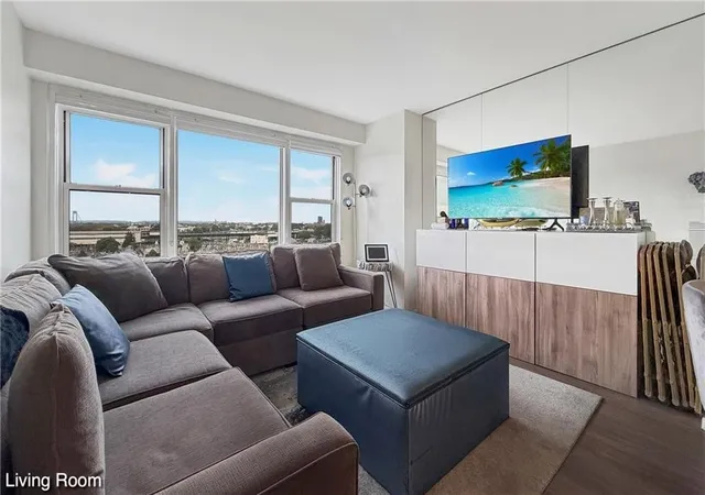1170-ocean-pkwy-8j-new-york-city-ny-11230/hzid_32515573