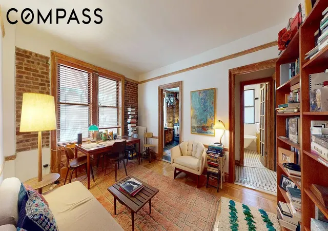 258-w-117th-street-24w-new-york-city-ny-10026/hzid_3555039c
