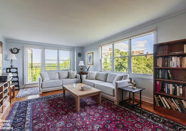 3935-blackstone-ave-8b-new-york-city-ny-10471/hzid_aeb8fcc6