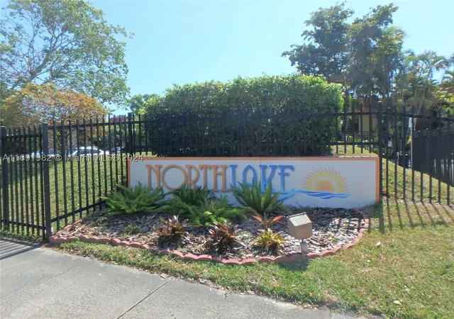 740-ne-199th-st-206g-miami-fl-33179/hzid_c5d750e8