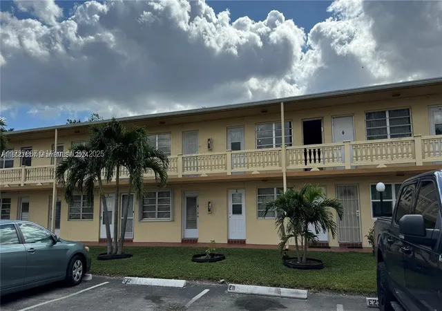 160-ne-203rd-ter-18-miami-gardens-fl-33179/hzid_88c01323