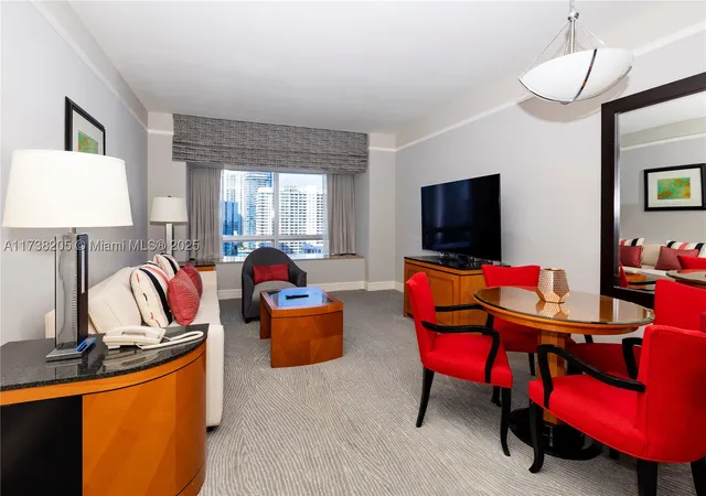 1435-brickell-ave-3010-miami-fl-33131/hzid_53a3ff5c