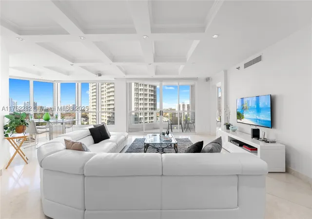 21150-point-pl-1102-aventura-fl-33180/hzid_0aae70be