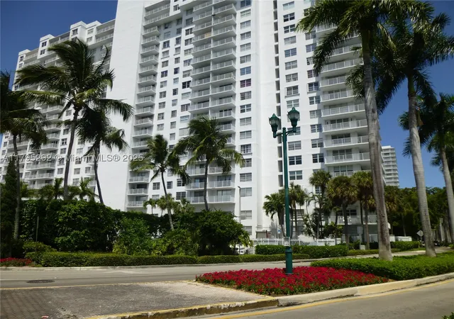 2801-ne-183rd-st-1507w-aventura-fl-33160/hzid_e378190d