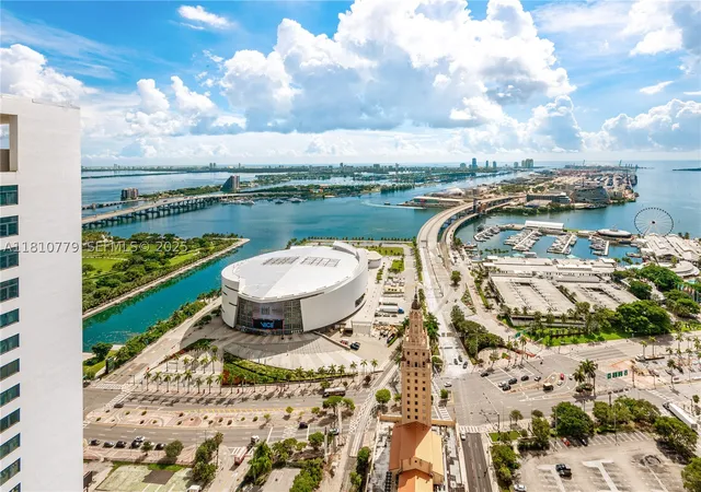 601-ne-1st-ave-4215-miami-fl-33132/hzid_62b53aba