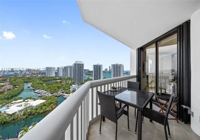 2000-island-blvd-2409-aventura-fl-33160/hzid_17d3f550