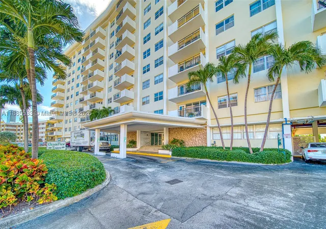 401-golden-isles-dr-908-hallandale-beach-fl-33009/hzid_710ce051