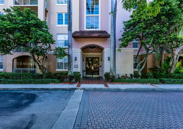 19801-e-country-club-dr-4501-aventura-fl-33180/hzid_9bbf61b3
