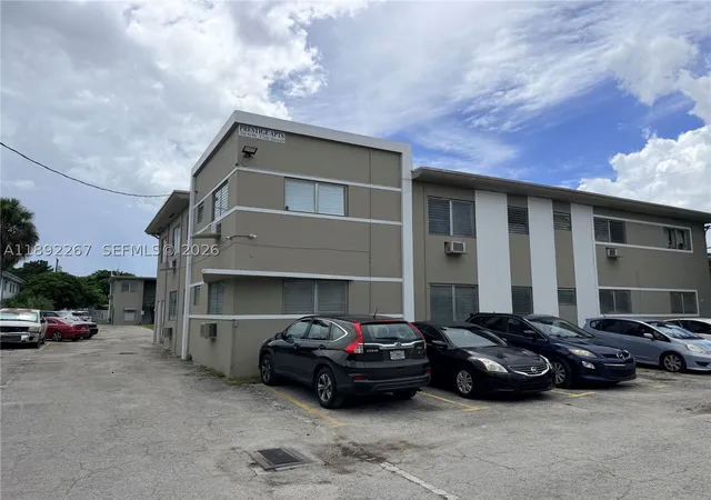 70-nw-77th-st-11-miami-fl-33150/hzid_85623e5e