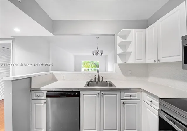 1455-n-treasure-dr-3k-north-bay-village-fl-33141/hzid_e5f4e29b