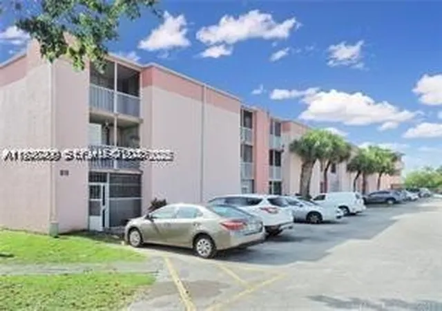 19805-sw-114th-ave-219-miami-fl-33157/hzid_ce0dd488