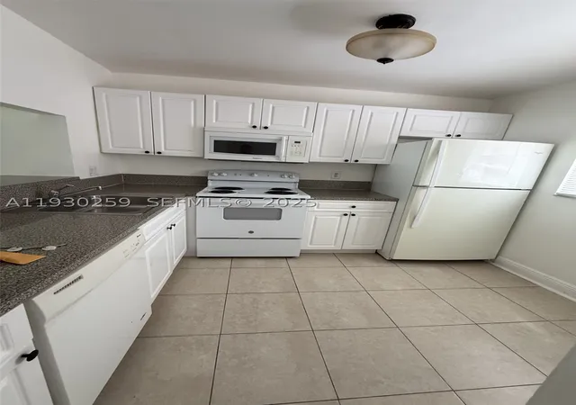 19729-sw-114th-ave-251-miami-fl-33157/hzid_42637b35