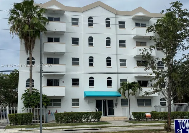 3052-sw-27th-ave-301-miami-fl-33133/hzid_621fb500