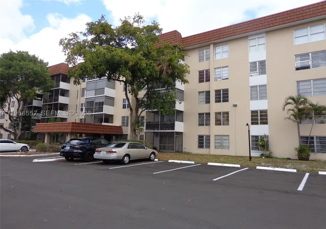 4172-inverrary-dr-110-lauderhill-fl-33319/hzid_26356008
