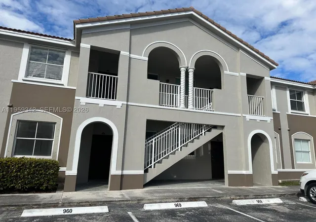 1661-se-29th-ct-104-homestead-fl-33035/hzid_c619c150