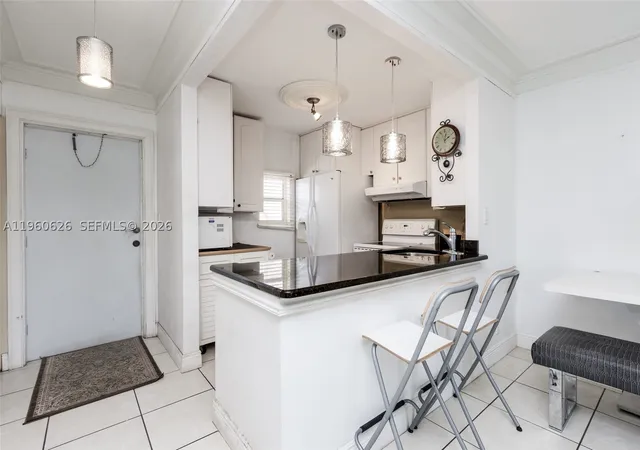 4341-nw-16th-st-101-lauderhill-fl-33313/hzid_99bfeeef