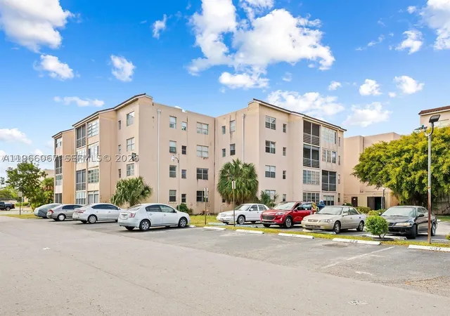 2840-somerset-dr-400m-lauderdale-lakes-fl-33311/hzid_fb1da9cc
