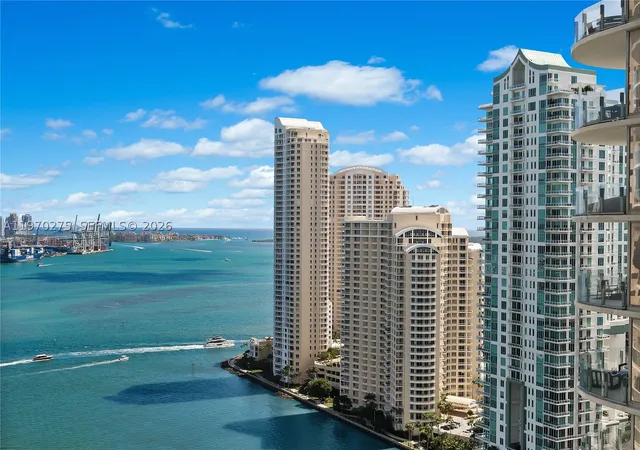 300-s-biscayne-blvd-t-2602-miami-fl-33131/hzid_94c903be