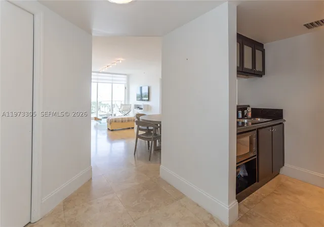 9595-collins-ave-n6-f-surfside-fl-33154/hzid_d7a9463a
